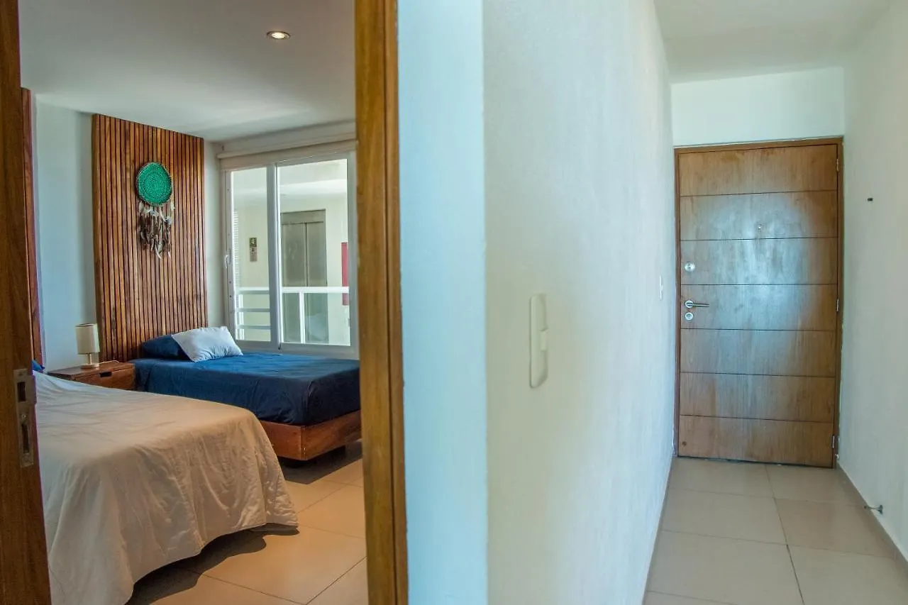 Beachfront Luxury Apartments 칸쿤