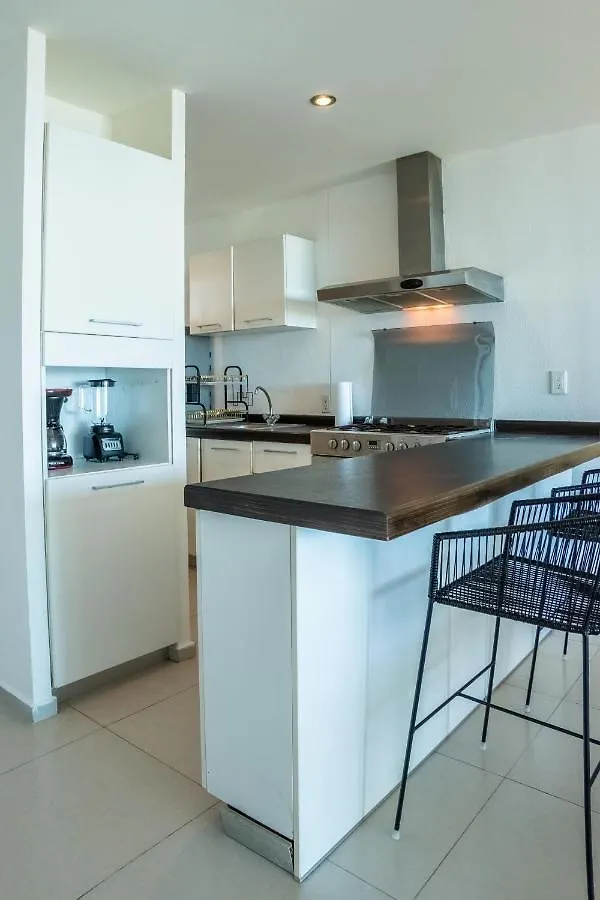 Beachfront Luxury Apartments 칸쿤
